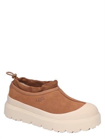 UGG Tasman Weather Hybrid Chestnut White Cap