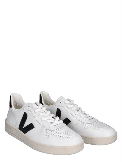 Veja V-10 CWL Men White Black