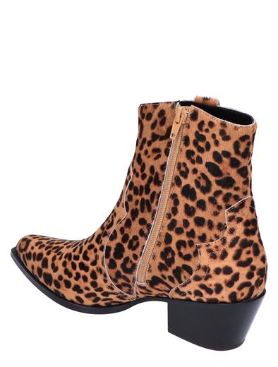 Vivian Ray Vieve Camel Pony Leopard