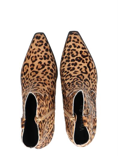 Vivian Ray Vieve Camel Pony Leopard